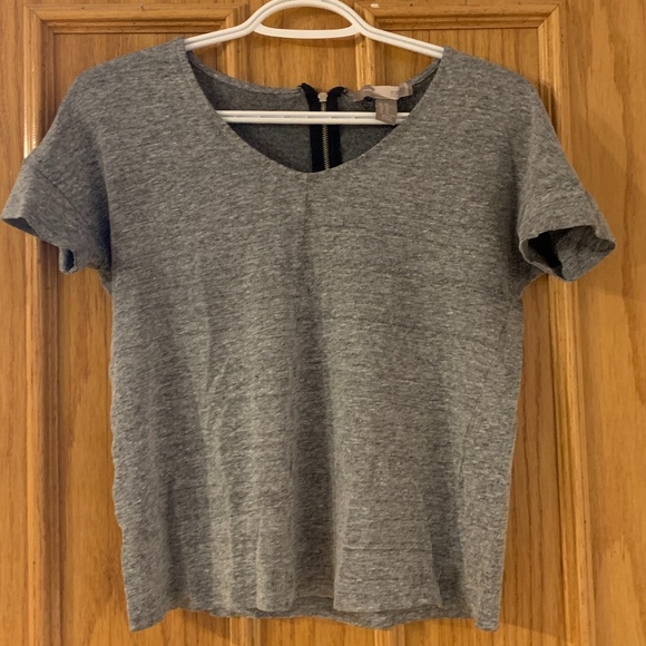Grey tshirt - Picture 1 of 1